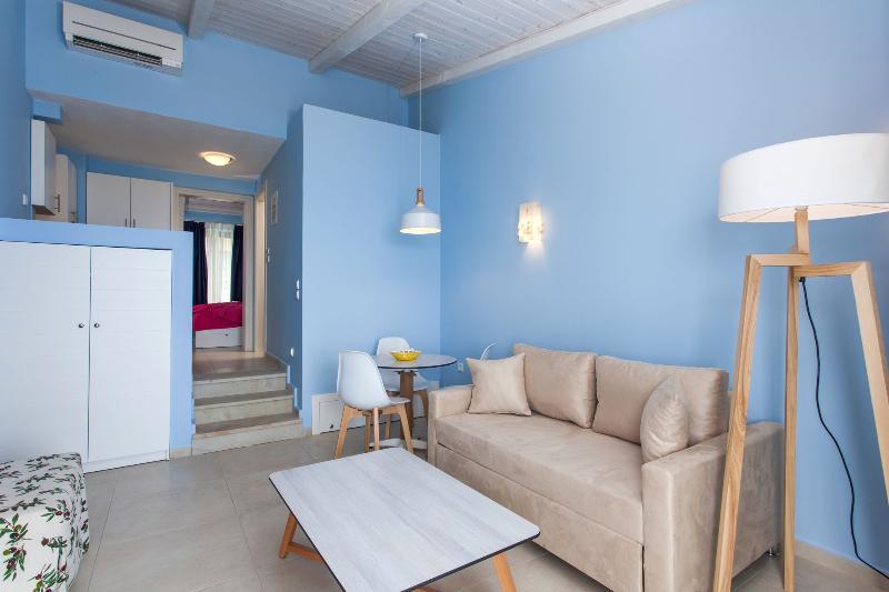 Elpiniki Luxury Apartments Неа-Потидеа Экстерьер фото